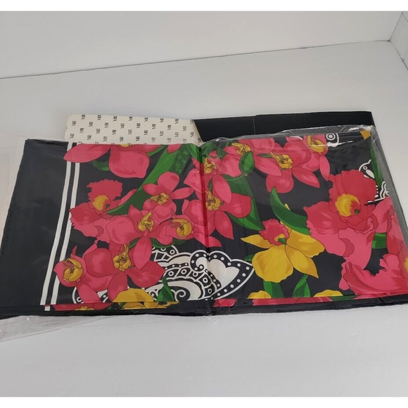 Mantero VIII Collection Silk Scarf Made In Italy Floral Black - New in Package - Picture 10 of 11